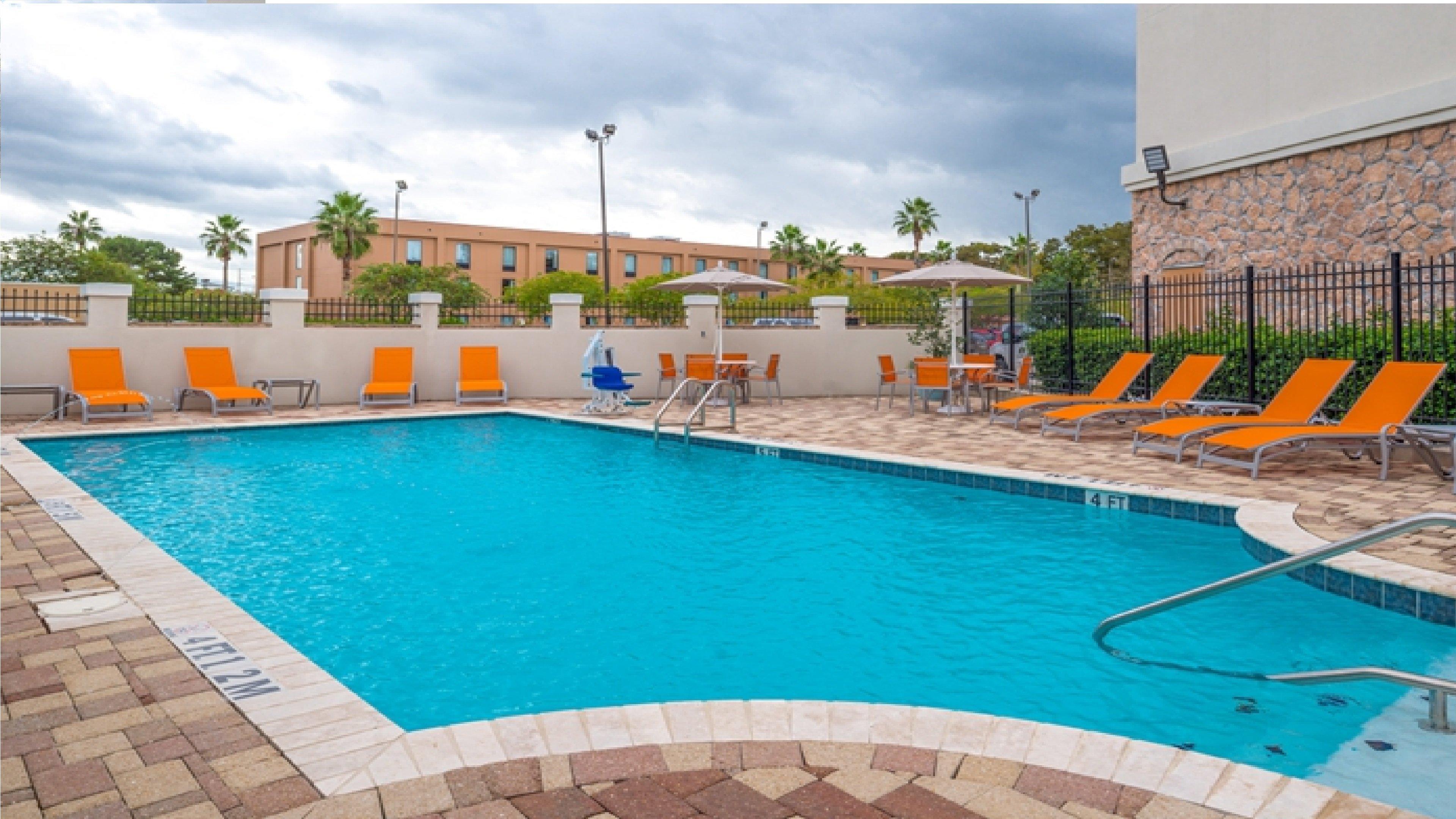 Holiday Inn Express Hotel & Suites La Place By Ihg Bagian luar foto