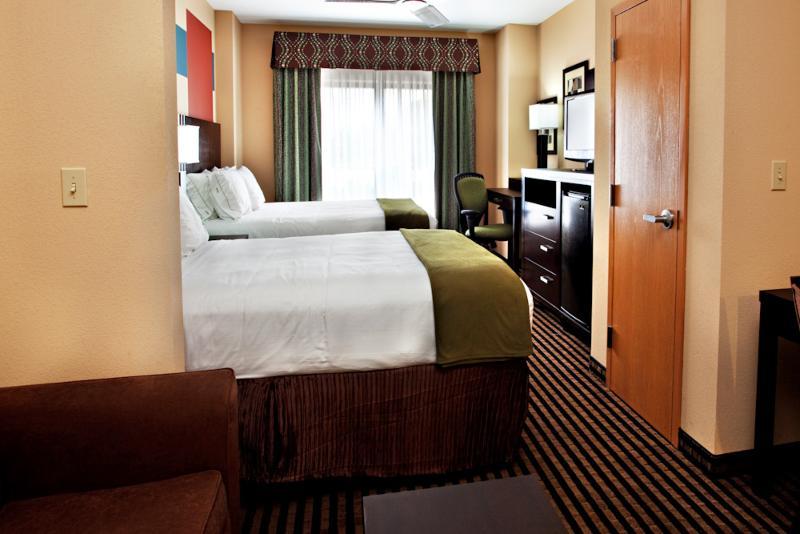 Holiday Inn Express Hotel & Suites La Place By Ihg Bagian luar foto