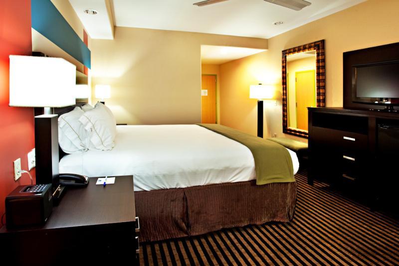 Holiday Inn Express Hotel & Suites La Place By Ihg Bagian luar foto