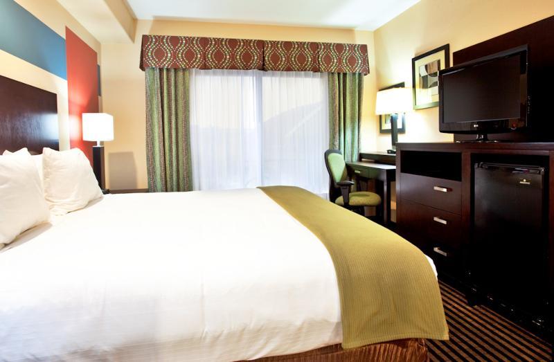 Holiday Inn Express Hotel & Suites La Place By Ihg Bagian luar foto