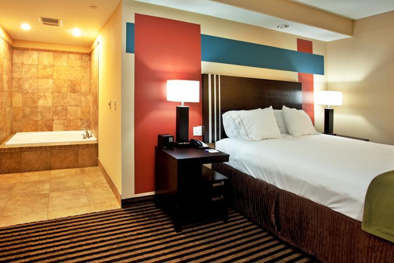 Holiday Inn Express Hotel & Suites La Place By Ihg Bagian luar foto