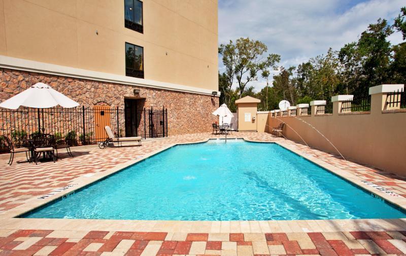 Holiday Inn Express Hotel & Suites La Place By Ihg Bagian luar foto